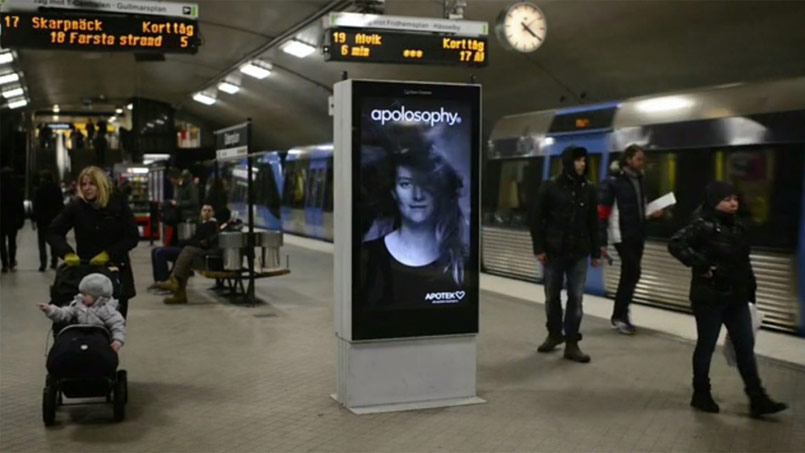 digital ad thats blowing away subway passengers