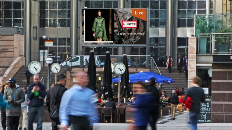 digital signage at london fashion week