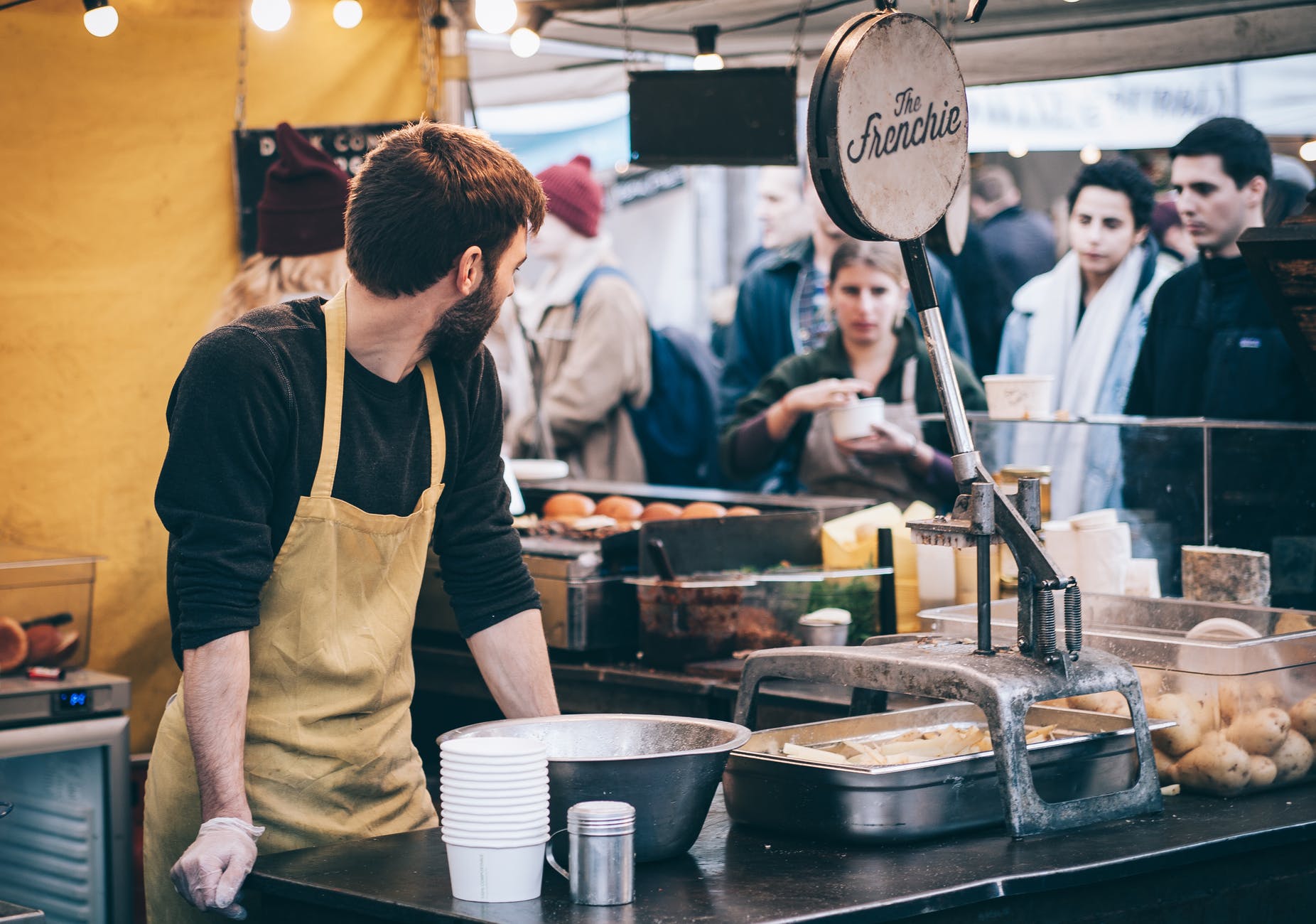 4 Trends Keeping Quick Service Restaurants Current in 2019 | Reality